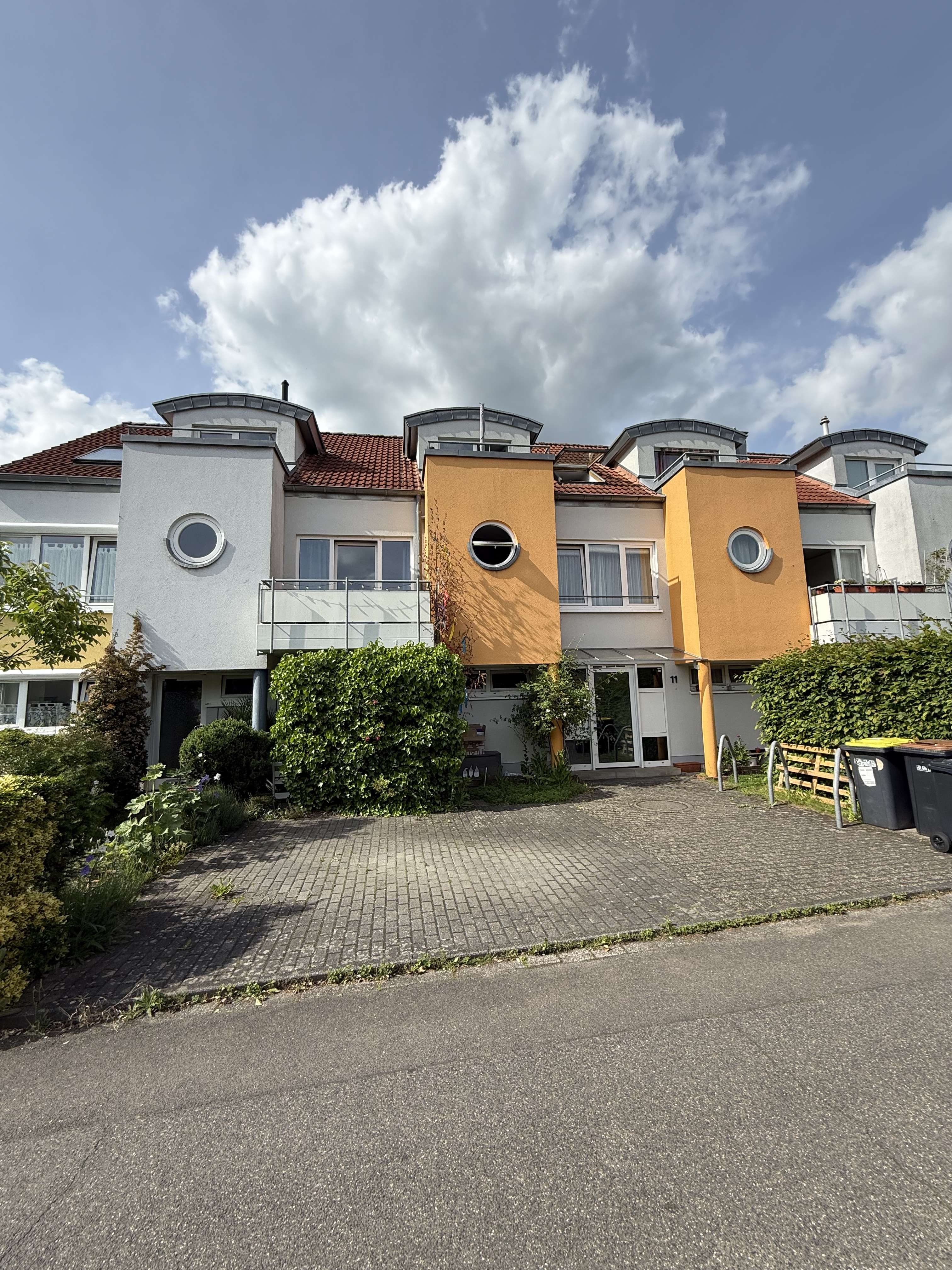 Topanlageobjekt! Modernes Mehrfamilienhaus in gefragter Lage!