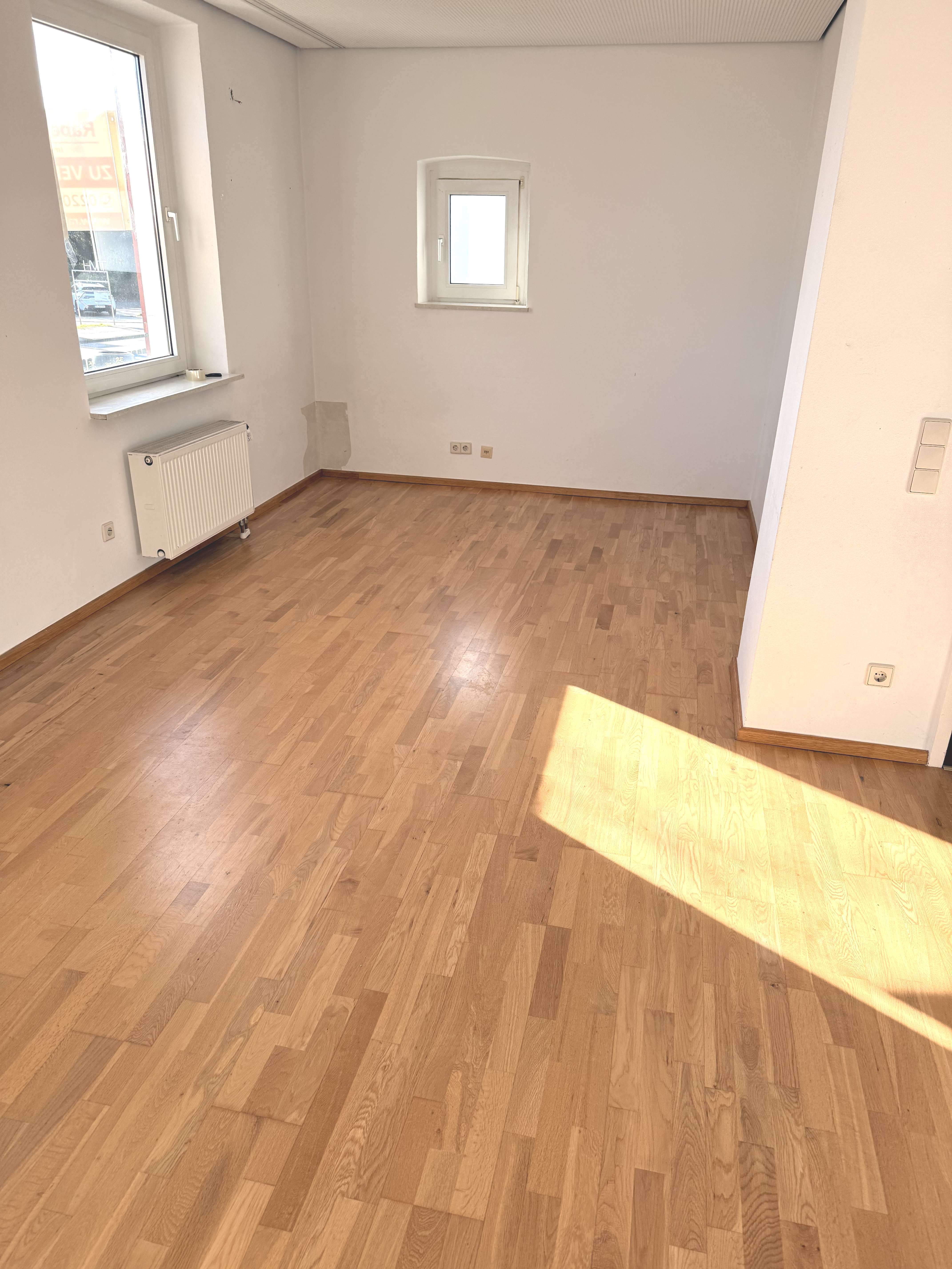 Raumwunder! Geräumiges 1-2 Familienhaus mit viel Potential in Herkenrath! Bild 23