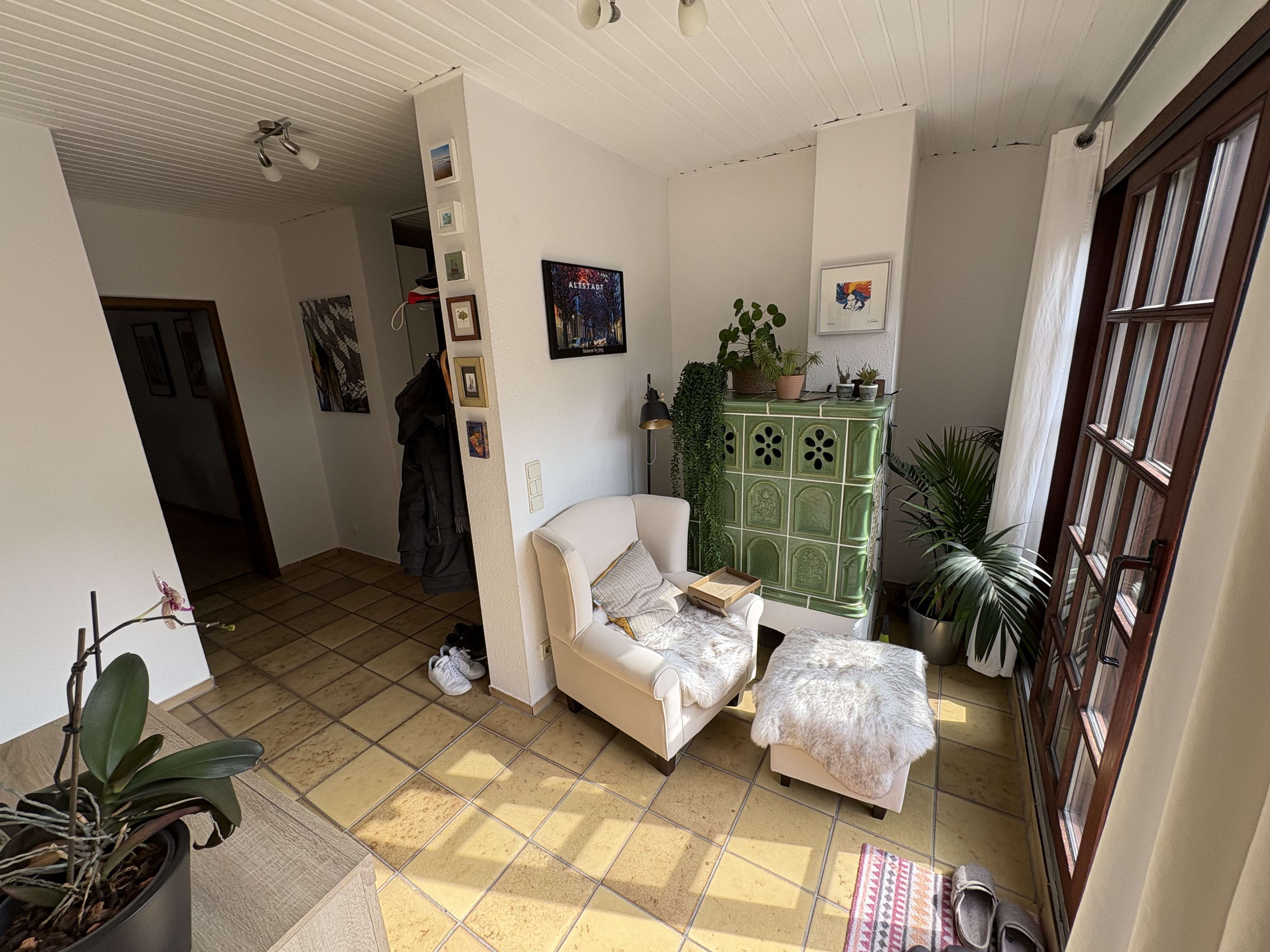 Bieterverfahren! Poppelsdorf - Attraktive 3 Zimmer DG-Wohnung mit Dachterrasse und TG Stellplatz