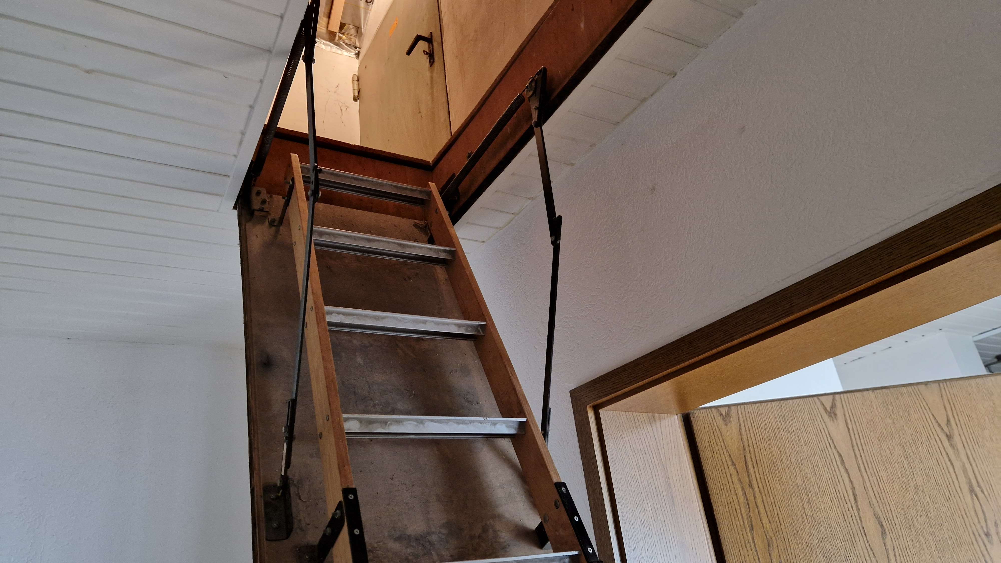 Bieterverfahren! Poppelsdorf - Attraktive 3 Zimmer DG-Wohnung mit Dachterrasse und TG Stellplatz Bild 13