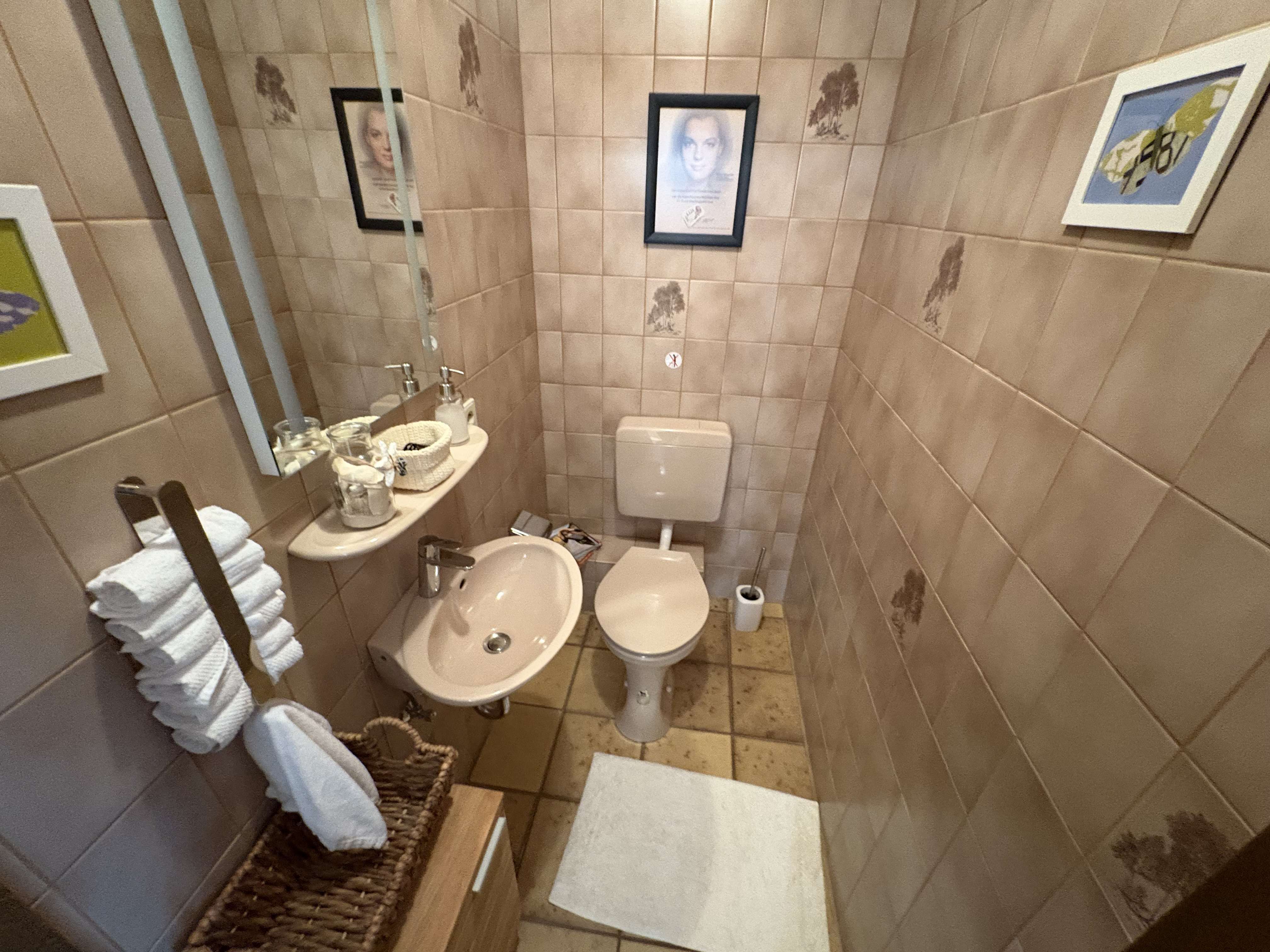 Bieterverfahren! Poppelsdorf - Attraktive 3 Zimmer DG-Wohnung mit Dachterrasse und TG Stellplatz Bild 9