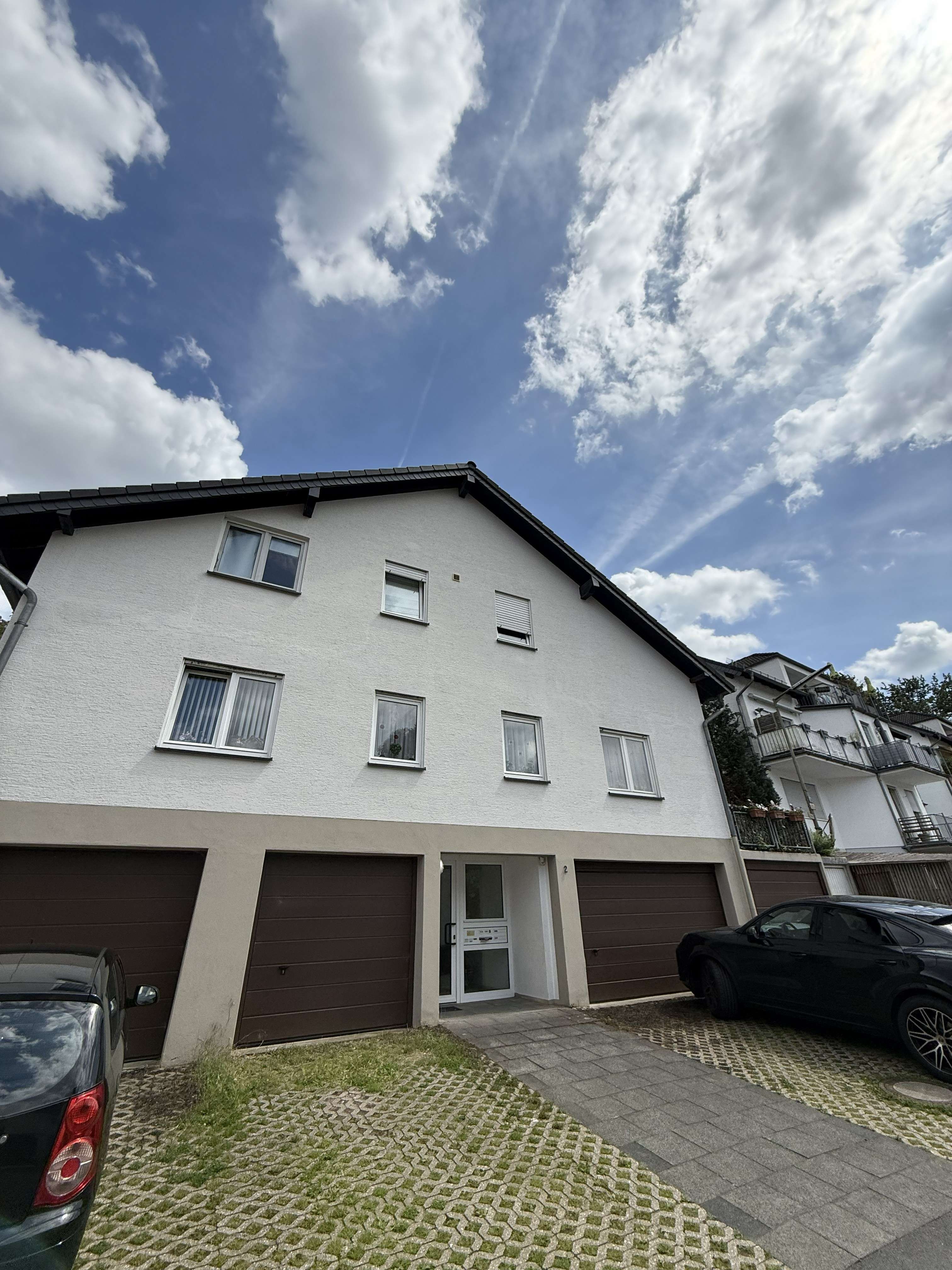 Großzügige DG-Wohnung mit Küche, großen Balkon und Garage  in Steinenbrück! Bild 4