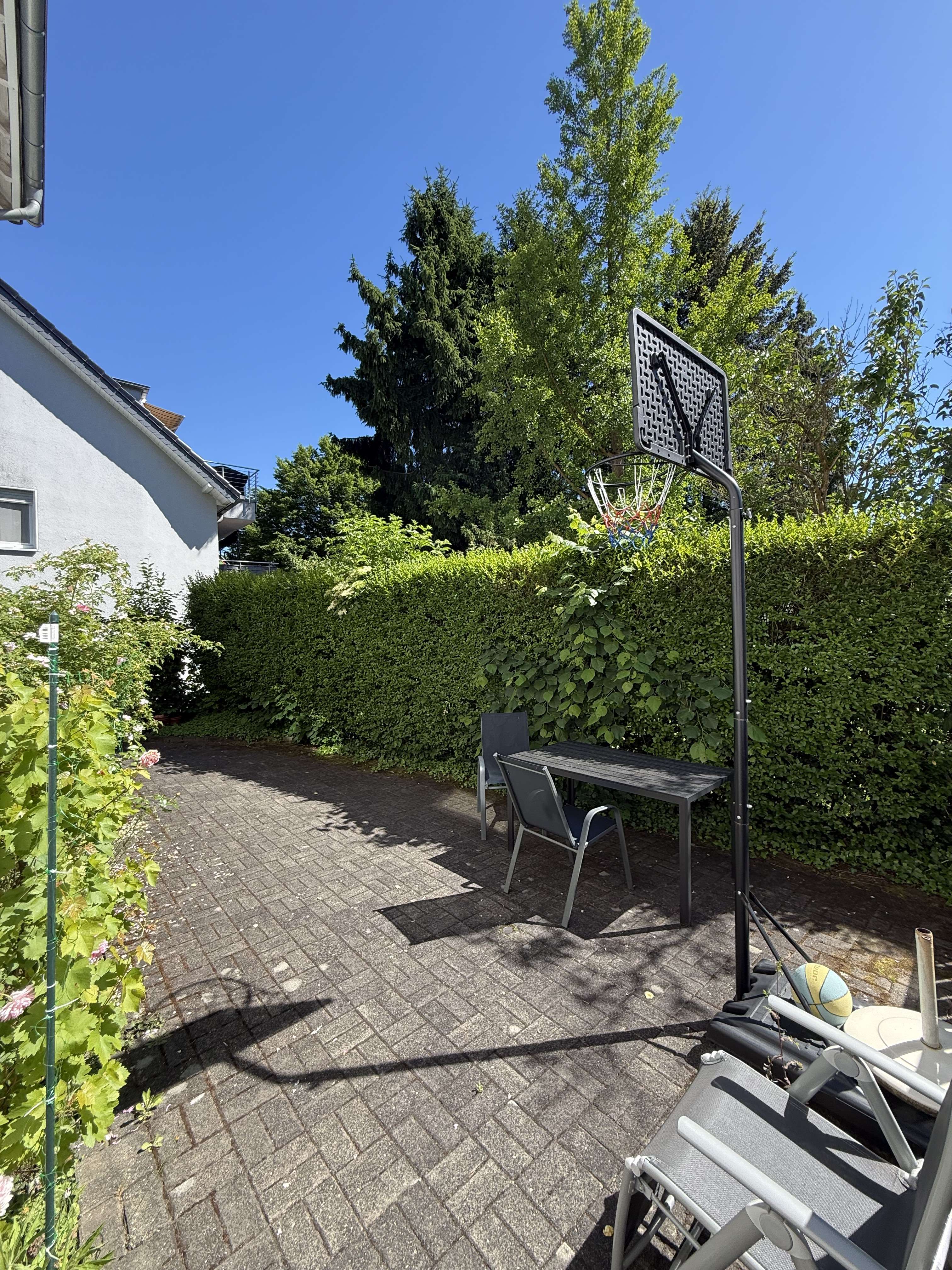Toplage Refrath - 2 Mehrfamilienhäuser + 1 Ladenlokal mit Potential! Bild 5